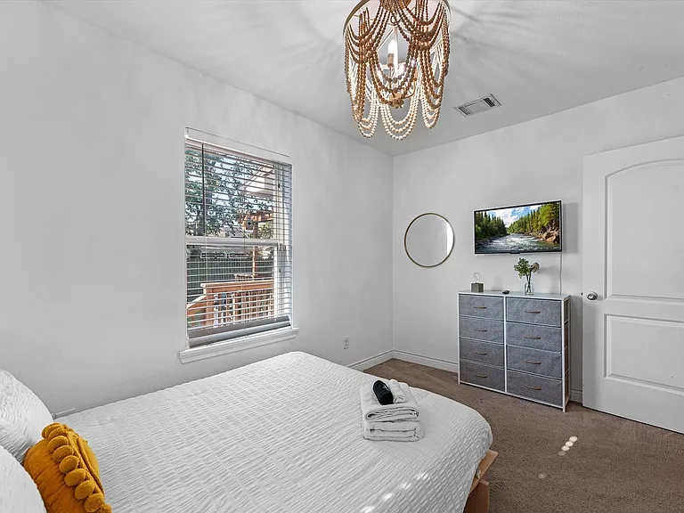 5412 Leeland St — Photo 17