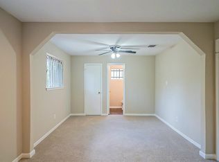 6426 Harcourt Dr, Houston, TX 77016