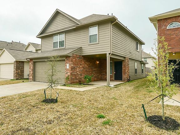 3rd image of 12002 Pia Dr
