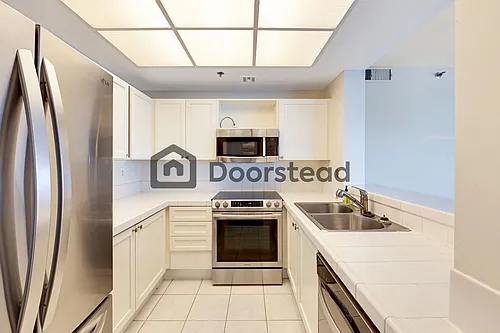 525 E Seaside Way Photo 1