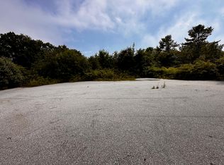 185 Searsport Ave, Belfast, ME 04915