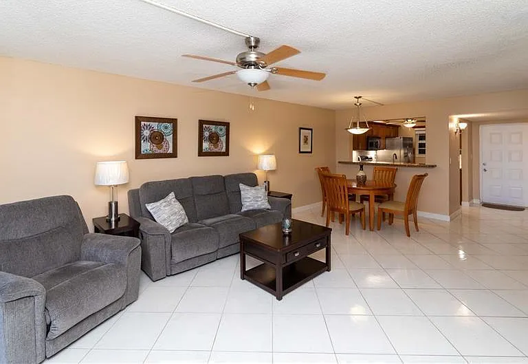 1811 Sabal Palm Dr #304 — Photo 4