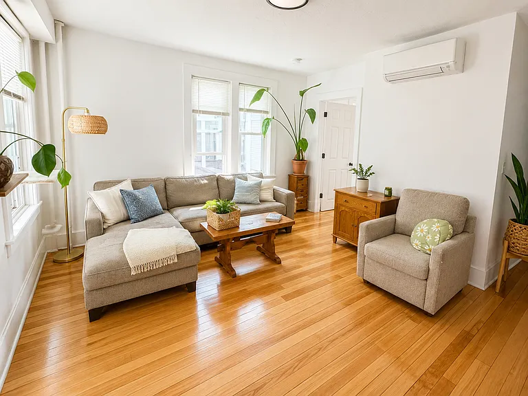 21 Main St #19 — Photo 1