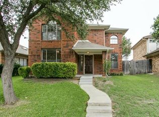 1411 Golden Gate Dr, Carrollton, TX 75007