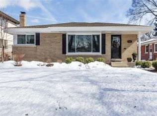849 S Prospect Ave, Elmhurst, IL