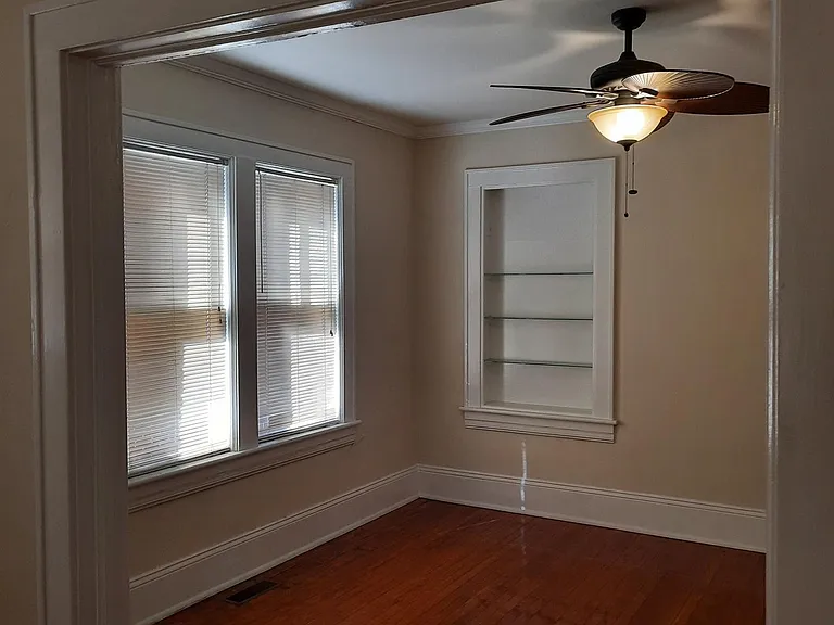 511 Janette Ave SW — Photo 8