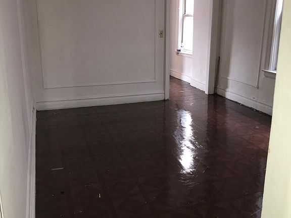 3rd image of 1125 Morris Ave APT 2B