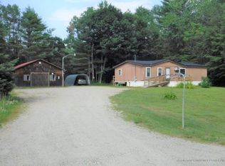 194 Auburn Rd, Peru, ME 04290