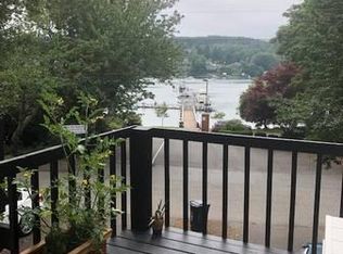 274 Shannon Dr SE, Bainbridge Island, WA 98110