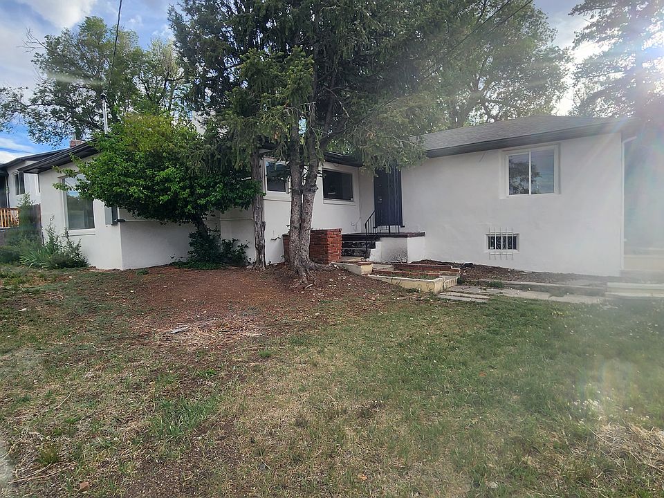1st image of 1402 Crestone Ave Unit A