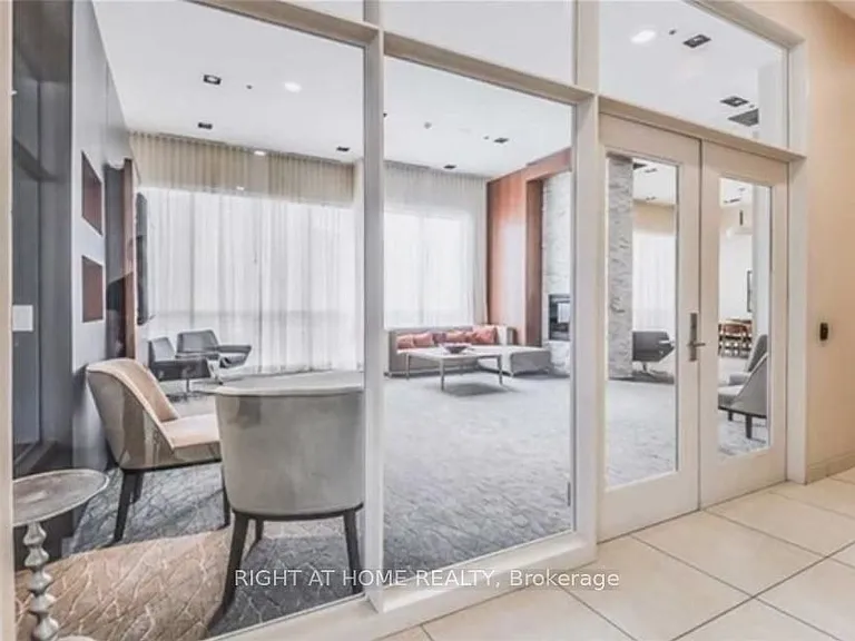 50 Town Centre Ct #701 — Photo 12