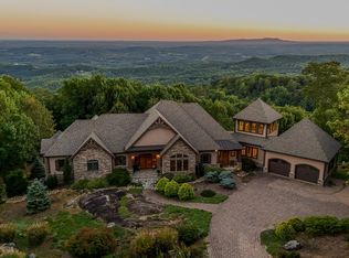 10 Night Hawk Way, Landrum, SC 29356