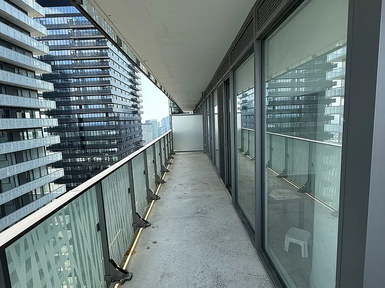42 Charles St E #4008 — Photo 12