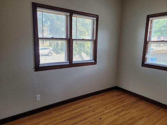 5th image of 1552 Edmund Ave APT 2
