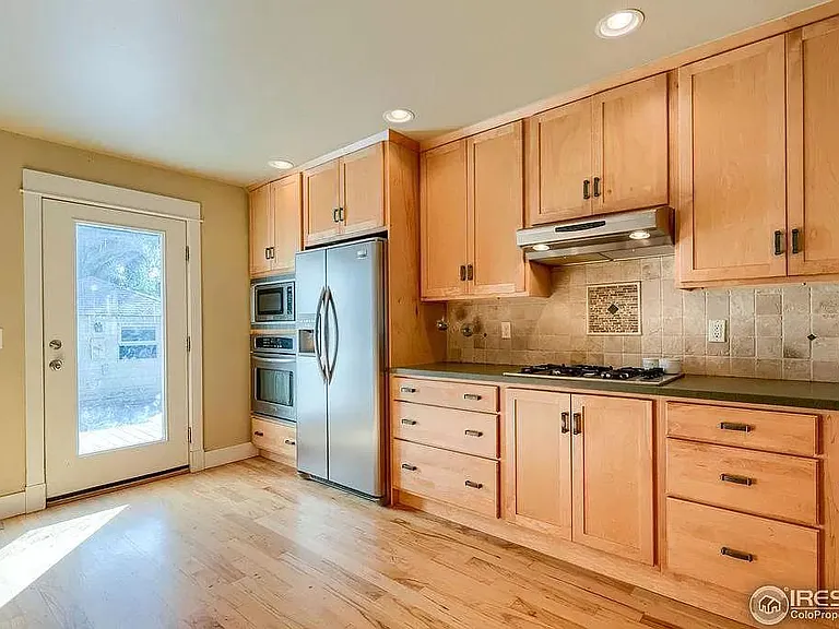 634 S Grant Ave — Photo 3