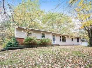 4925 Butternut Dr, Holland, MI 49424