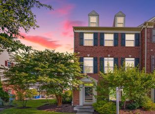 3810 Fort Lincoln Dr NE, Washington, DC 20018