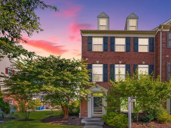 3810 Fort Lincoln Dr NE, Washington, DC 20018