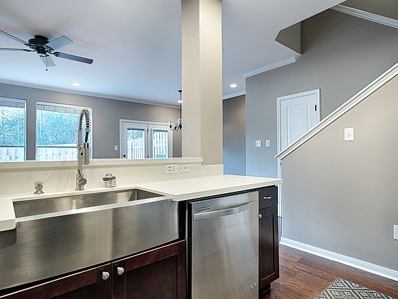5th image of 3300 Forest Creek Dr APT 42