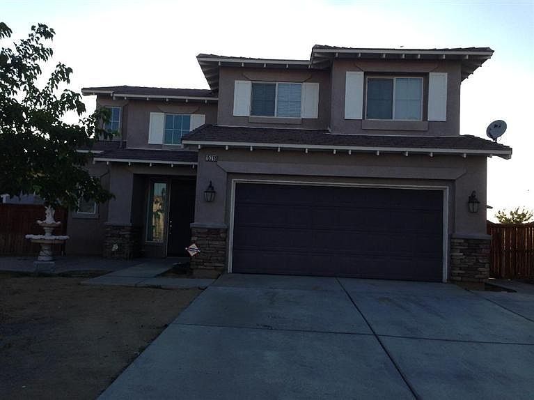 1st image of 15218 Strawberry Ln