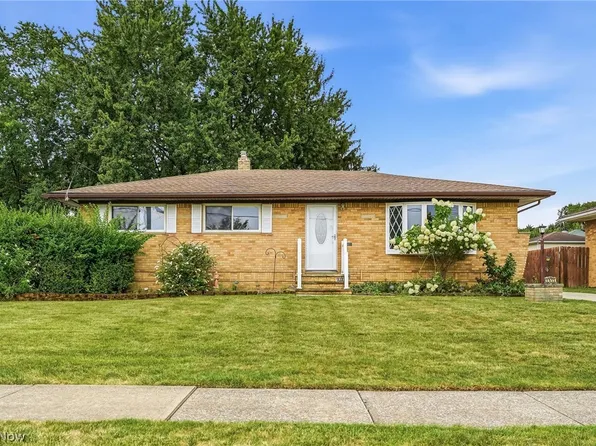 1511 David Ave, Parma, OH 44134