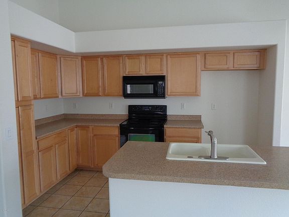 2nd image of 41919 W Sparks Ct