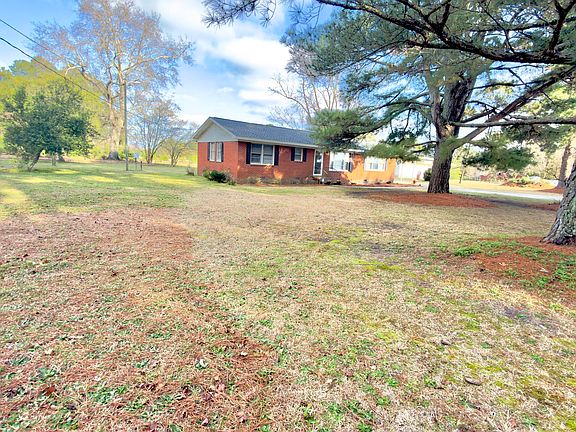 3rd image of 5271 Tobacco Road