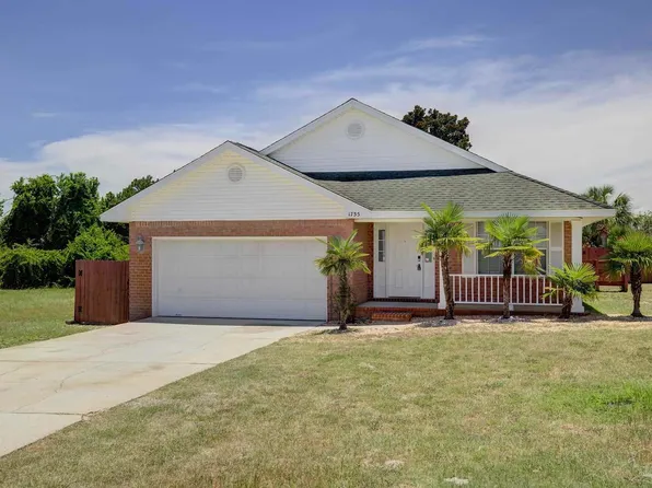 1735 Village Pkwy, Gulf Breeze, FL 32563