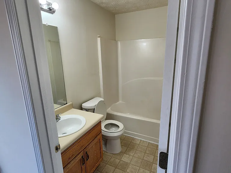 2943 Fields Dr — Photo 9