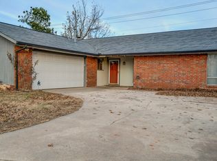 8816 Raven Ave, Oklahoma City, OK 73132