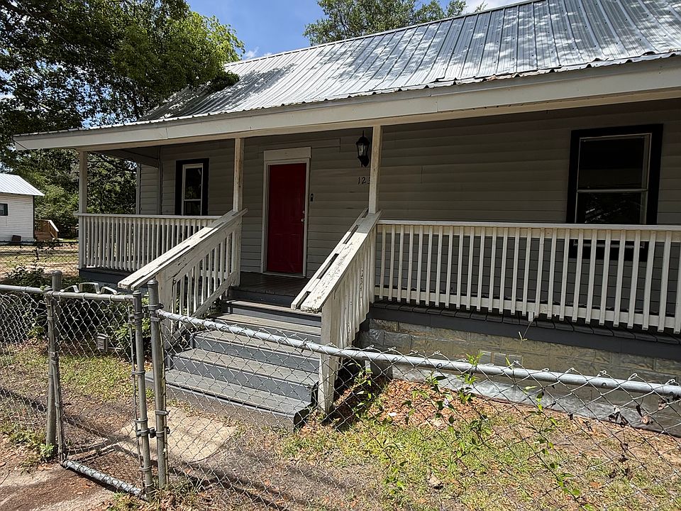 2nd image of 123 Bibb St