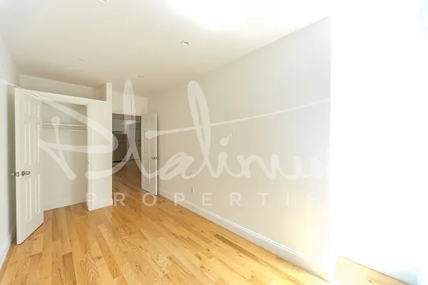 Rented by Platinum Properties | media 19