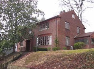 608 Peterson Dr, Charleston, WV 25302