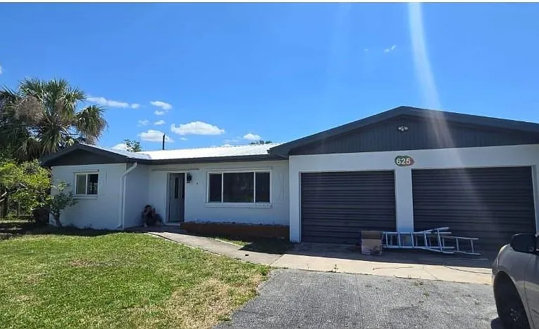 625 Pompano Ter — Photo 1