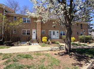 363 Cranbury Rd APT D16, East Brunswick, NJ 08816