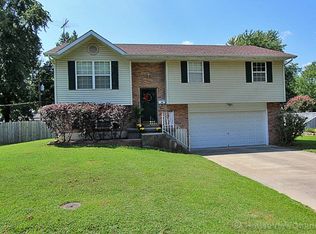 311 Steck St, Scott City, MO 63780