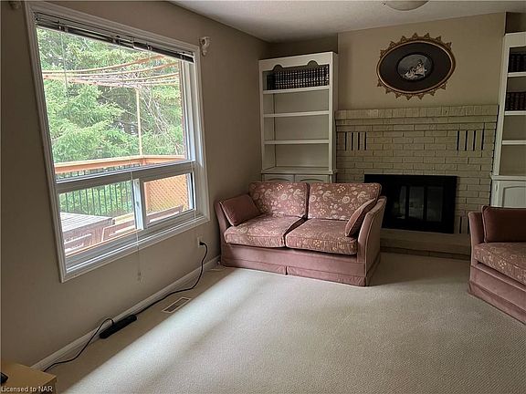 5th image of 411 Westridge Dr
