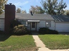 2nd image of 912 22nd St