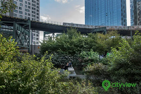 Rented by The KCI Group | media 142