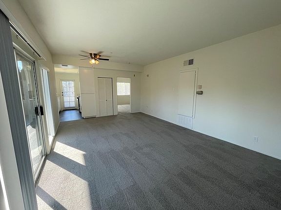 3rd image of 147 S Oak Knoll Ave APT 201