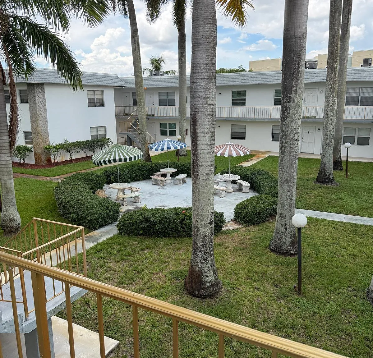 2 bed, 2.0 bath, 730 sqft, $1,850 — Photo 3