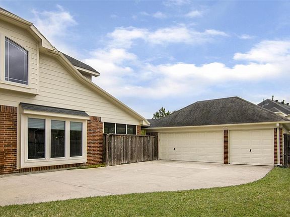 4th image of 2583 Costa Mesa Cir