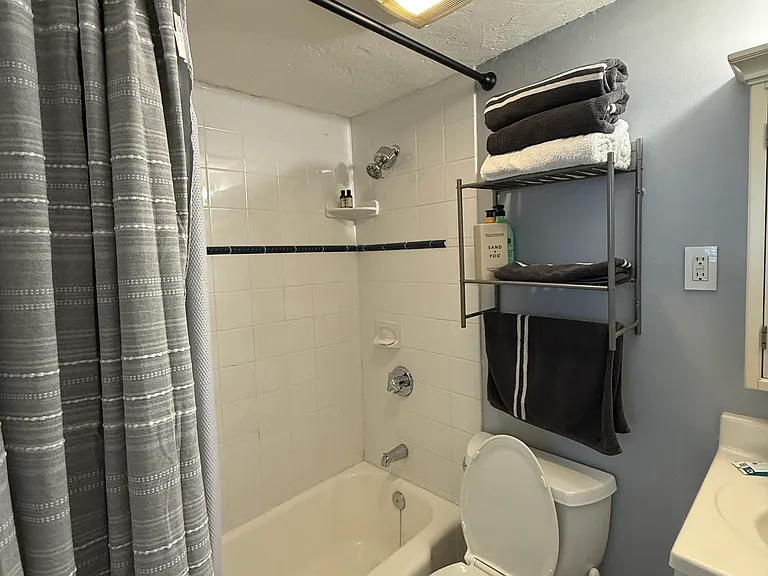 239 Kelton St #14 — Photo 16