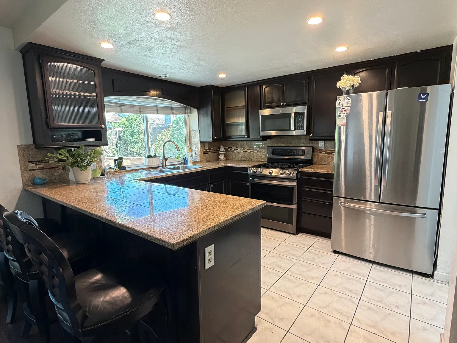 4 bed, 1753 sqft, $3,500 — Photo 4