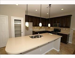 3rd image of 9335 Oxbow Lake Ave