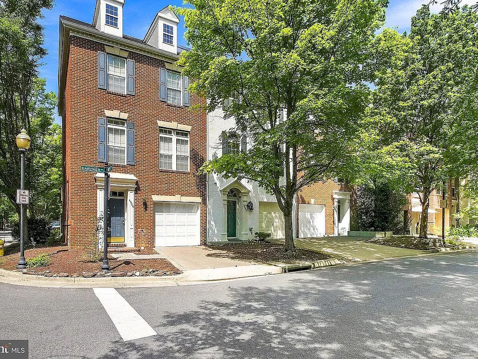 4908 Gardner Dr