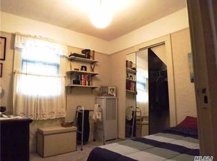 6936 Manse St, Forest Hills, NY 11375