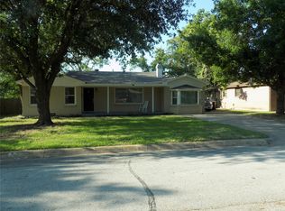 7821 Hood St, Lakeside, TX 76135