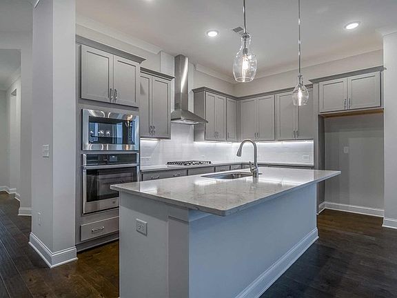 The Rutledge - Kitchen