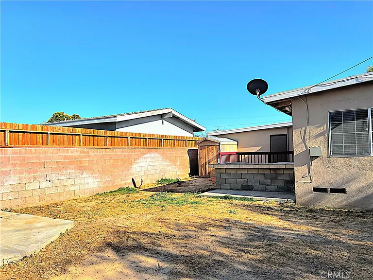 815 W Avenue H7 — Photo 42